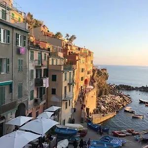  Apartment Nel Cuore Del Porticciolo Italy