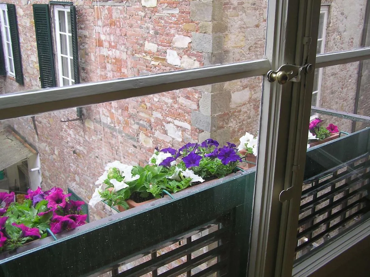 Residenza Al Fillungo Apartment Lucca Italy